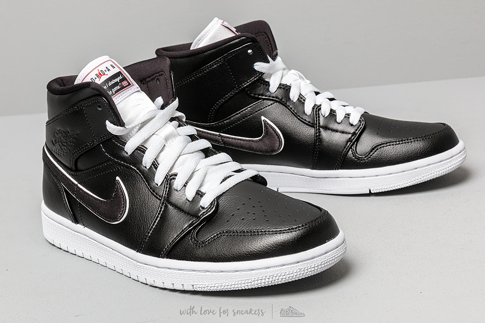 Nike air jordan 1 retro mid se maybe i destroyed the game top