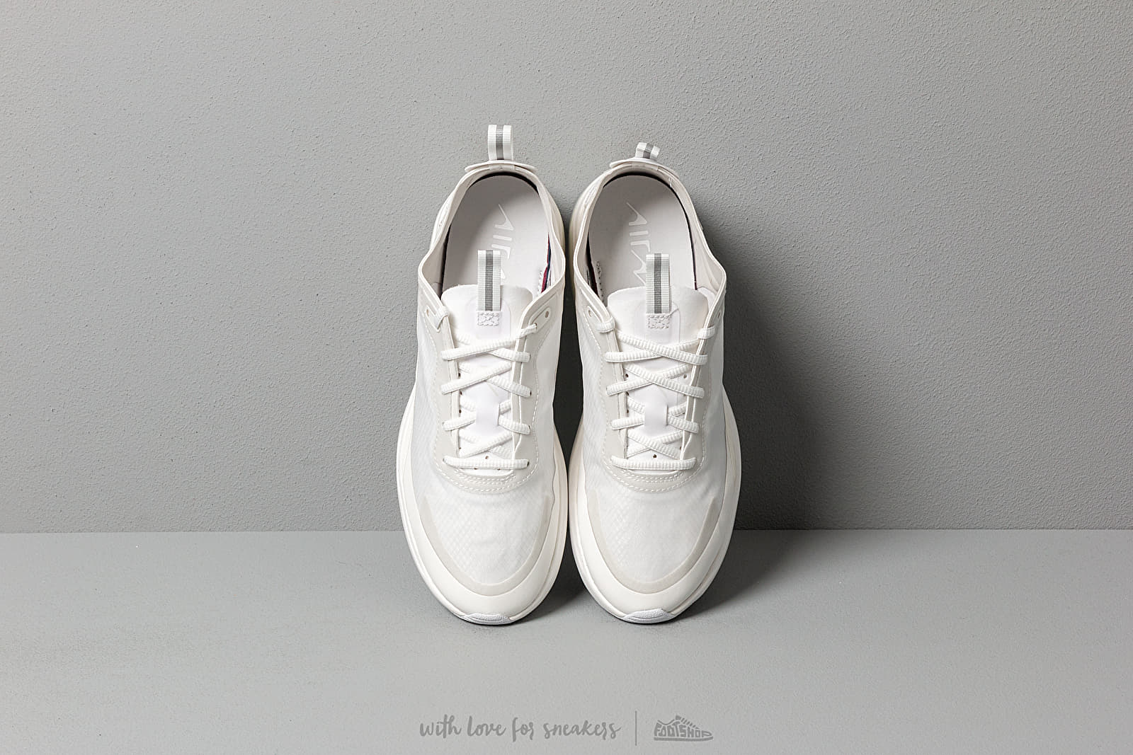Női cipők Nike W Air Max Dia Se White/ Metallic Silver-Summit White