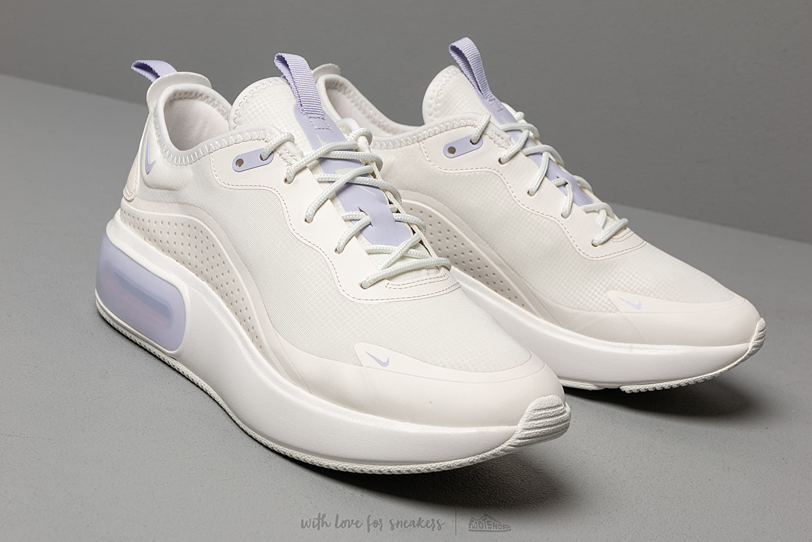 Nike air max dia women's white hot sale