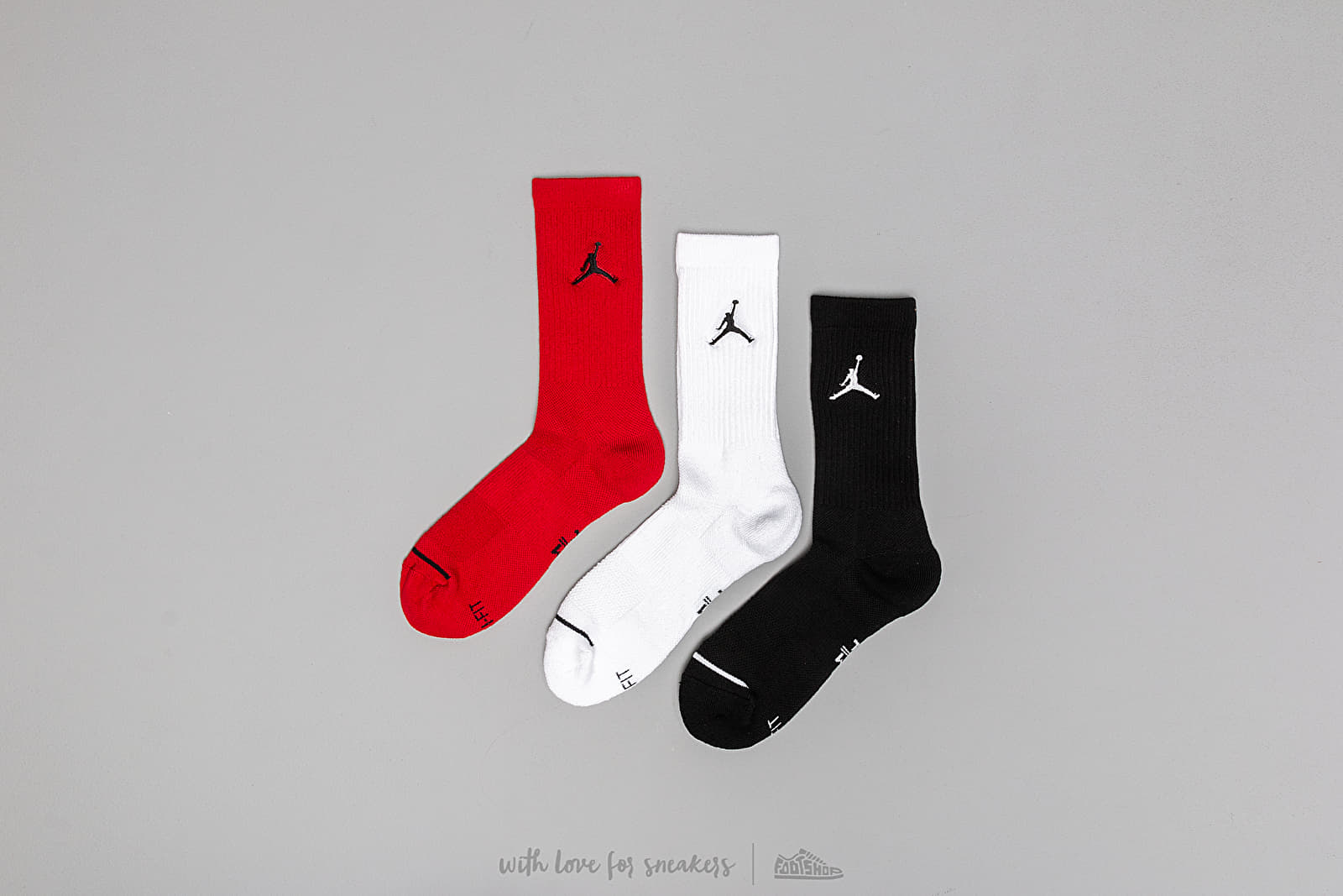 Ponožky Jordan Jumpman 3 Pack Crew Socks Black/ White/ Gym Red