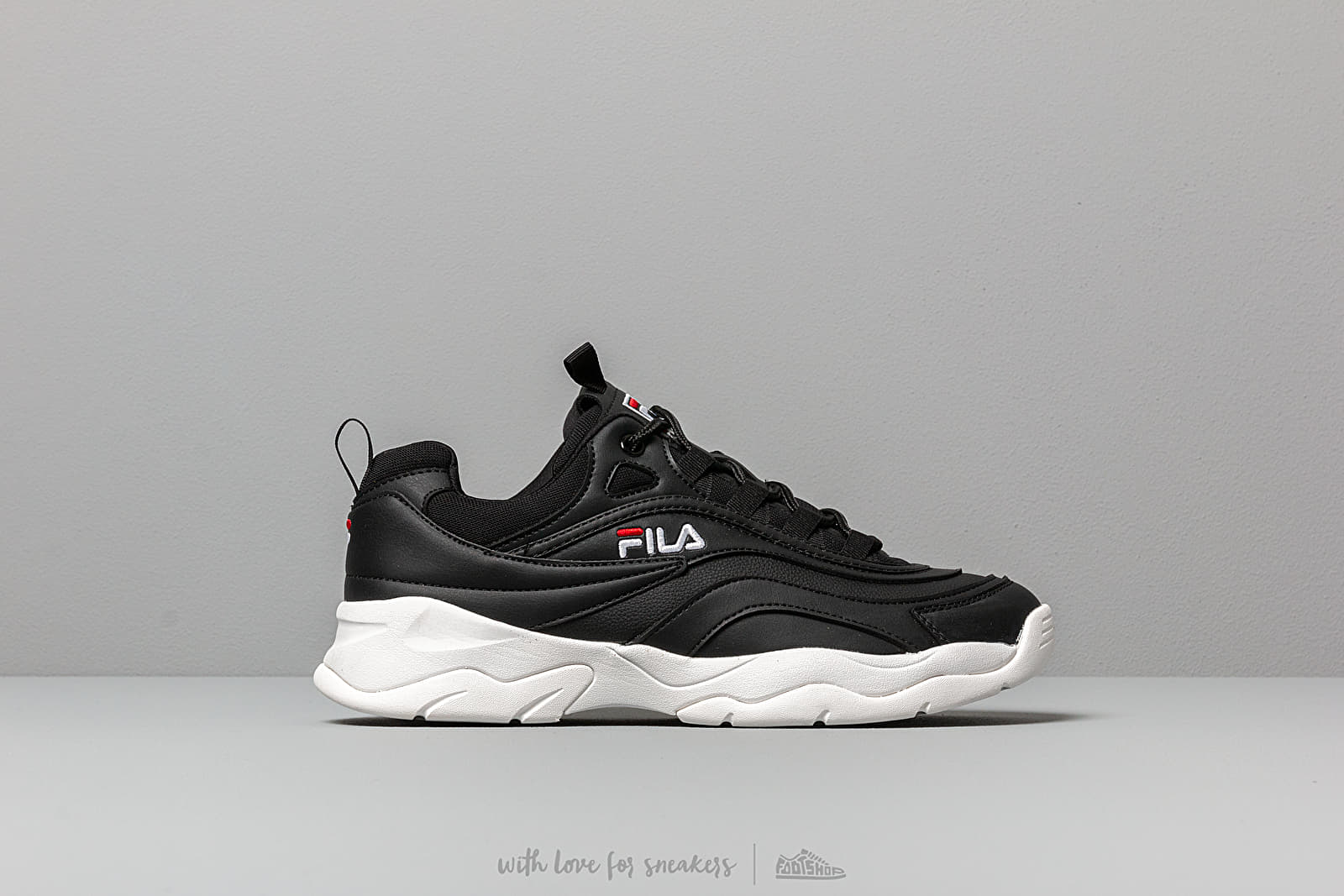Fila ray men's sales shoes