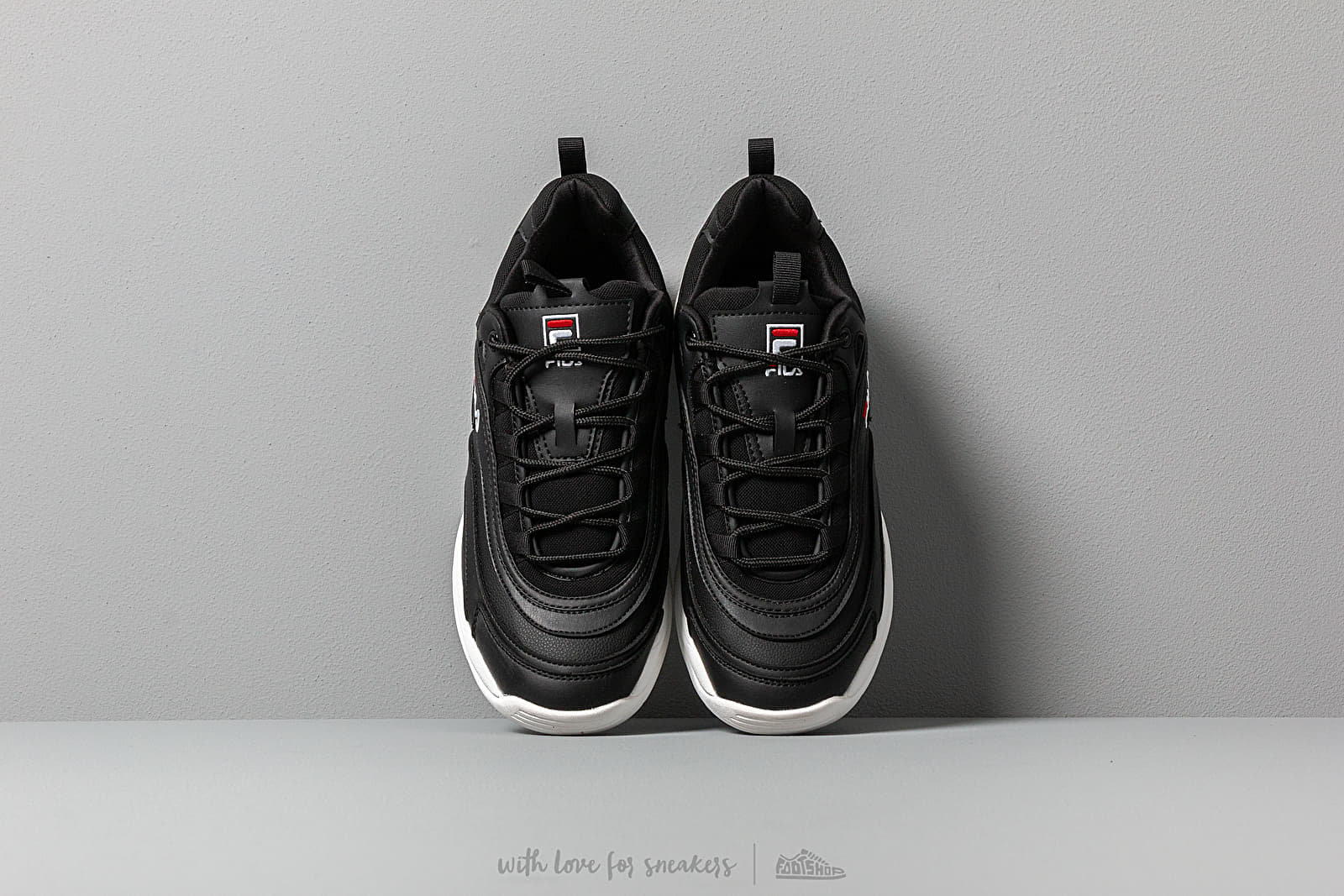 Men s shoes FILA Ray Low Black White Footshop