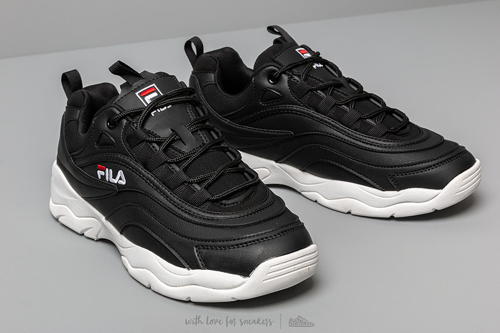 Scarpe uomo FILA Ray Low Black White Footshop