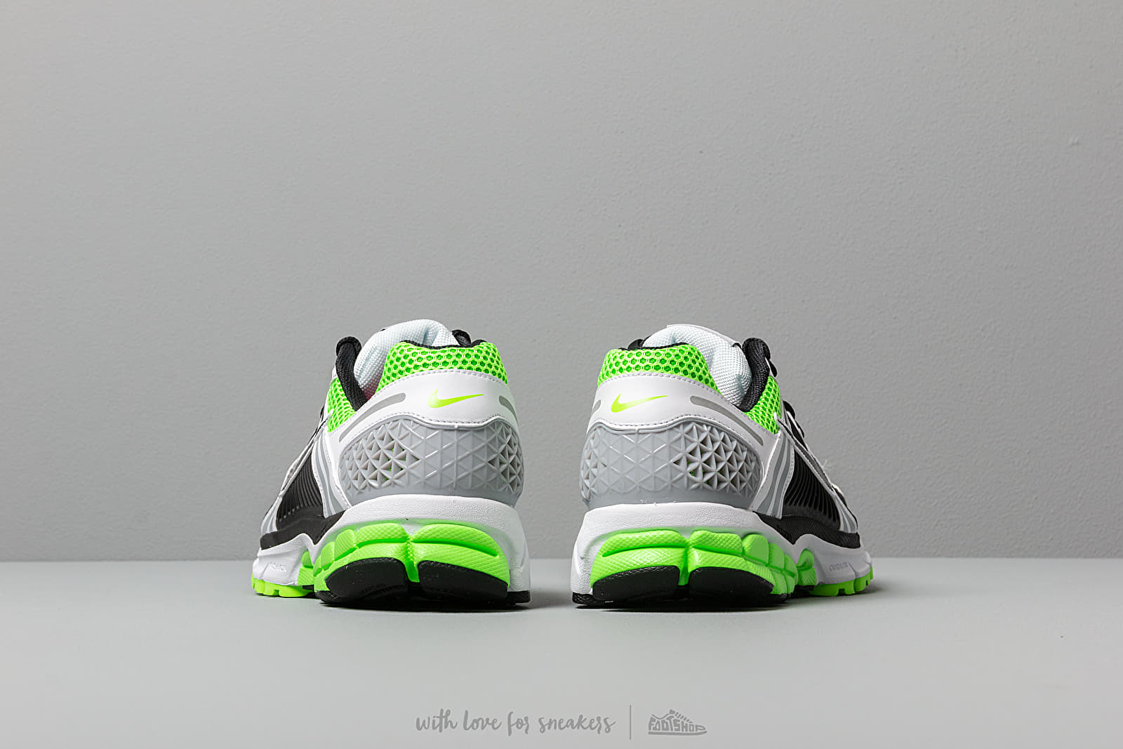Nike zoom vomero 5 se sp electric green new arrivals