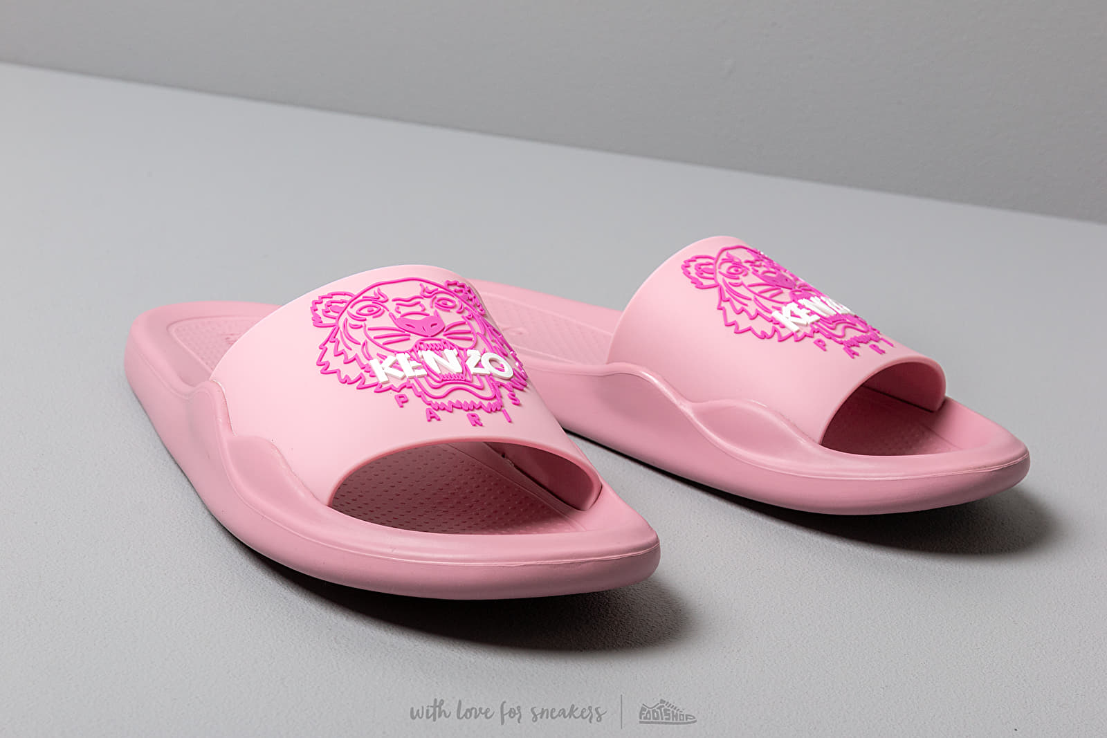KENZO Pool Sandal Tiger Rose Pastel | Footshop