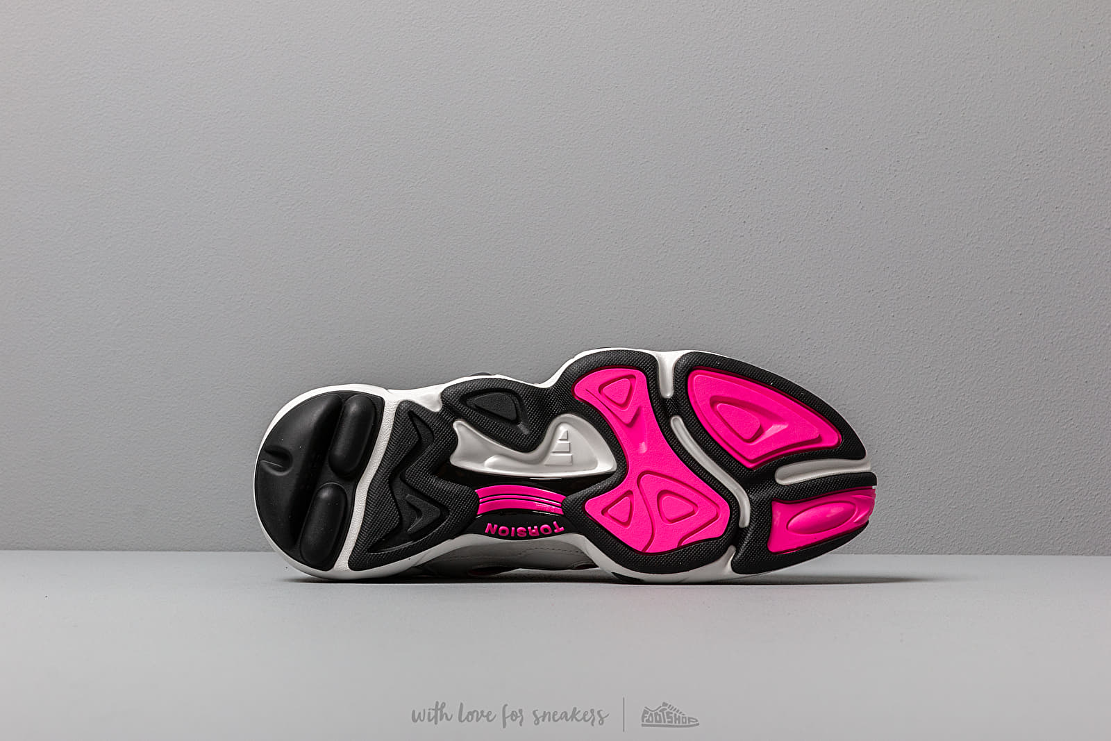 Vyriška avalynė adidas FYW S-97 Crystal White/ Crystal White/ Shock Pink