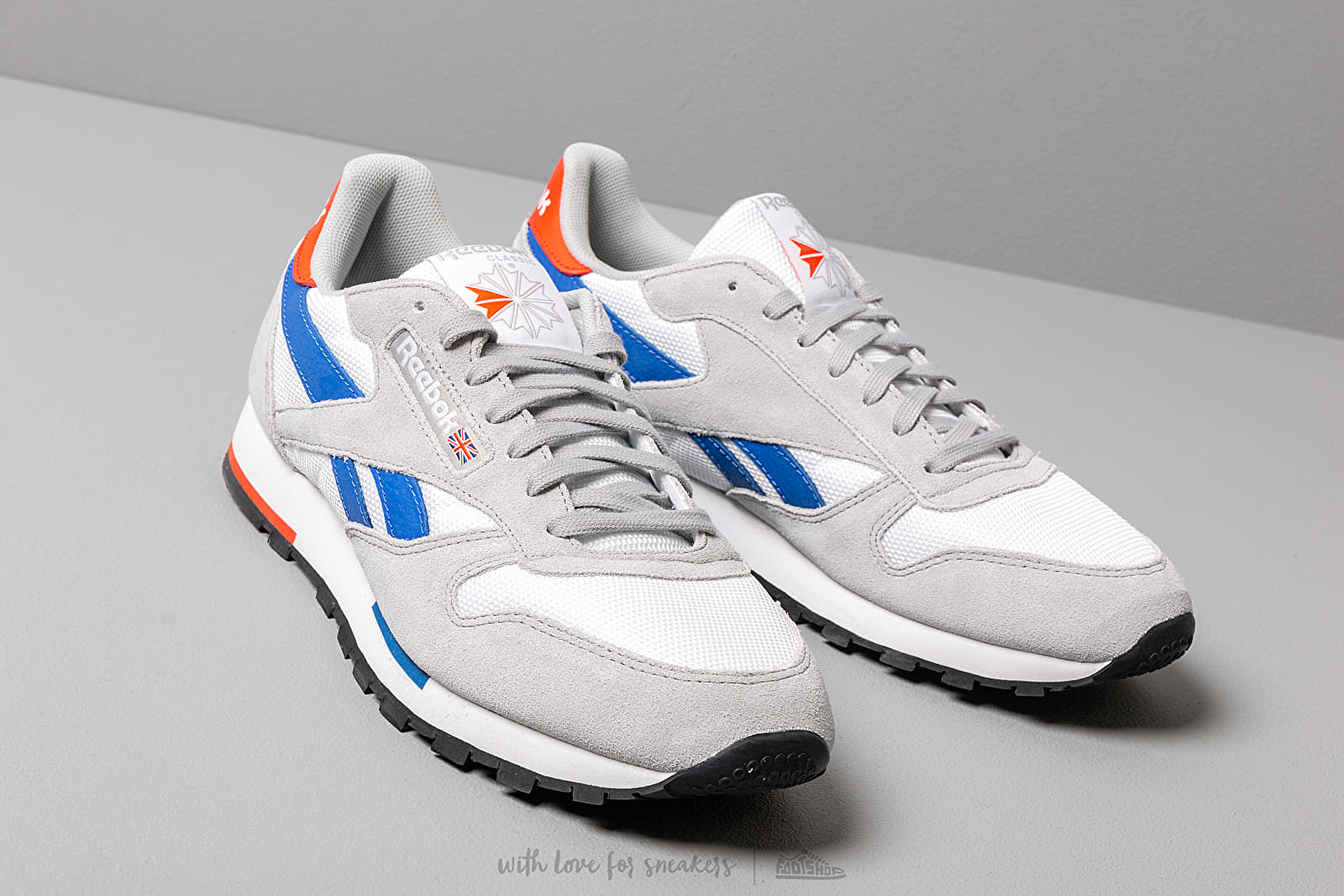 Men s shoes Reebok Classic Leather MU White Grey Cobalt Orange