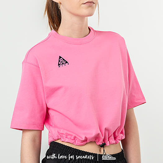 nike acg crop top