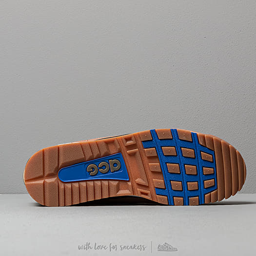 nike acg wildwood desert dust