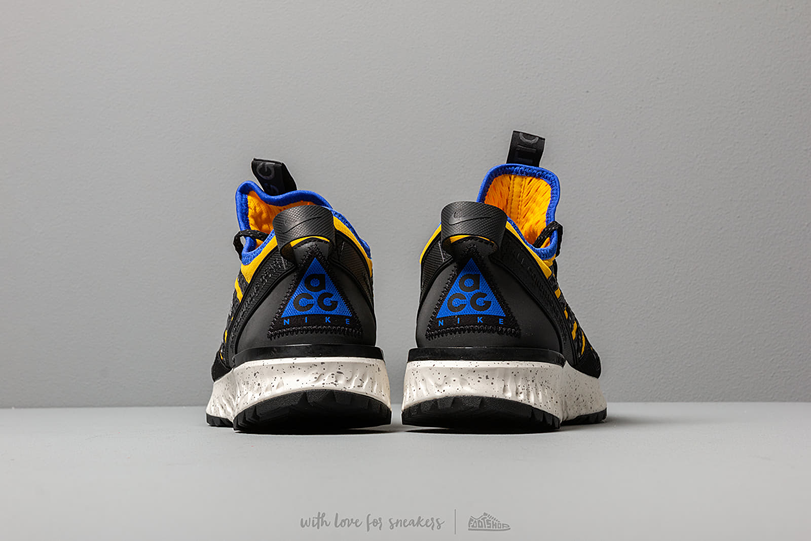 Men's shoes Nike ACG React Terra Gobe Amarillo/ Racer Blue-Black