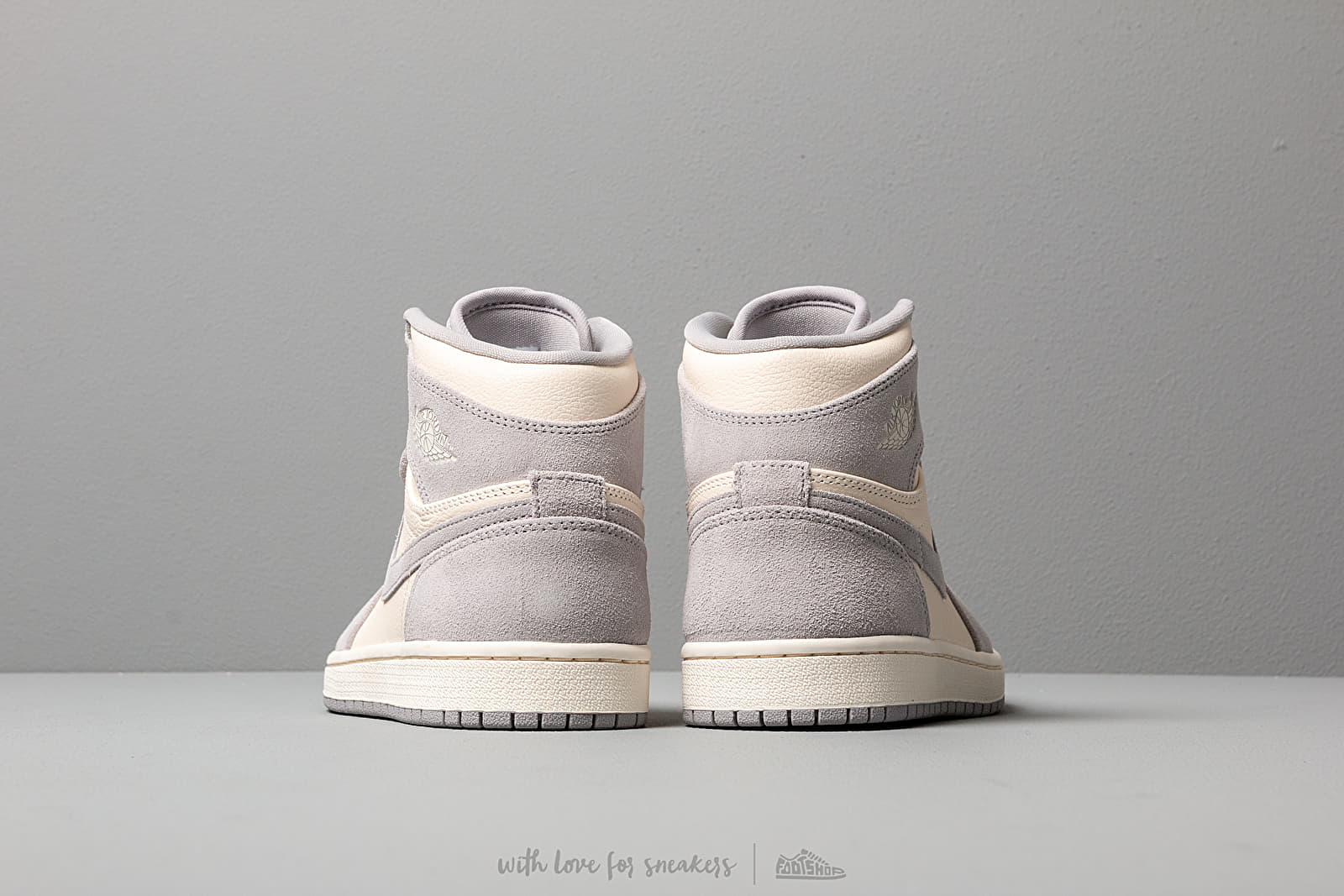 Air jordan 1 pale ivory online