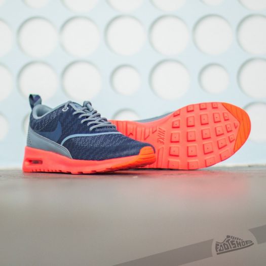 Air max thea hot lava best sale