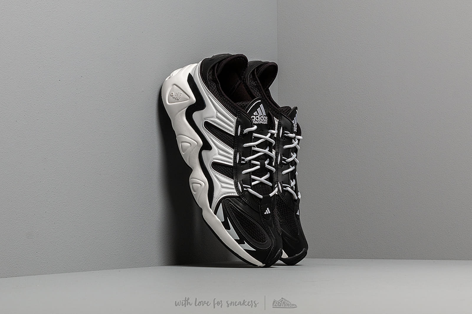 Buty męskie adidas FYW S-97 Core Black/ Crystal White/ Ftw White