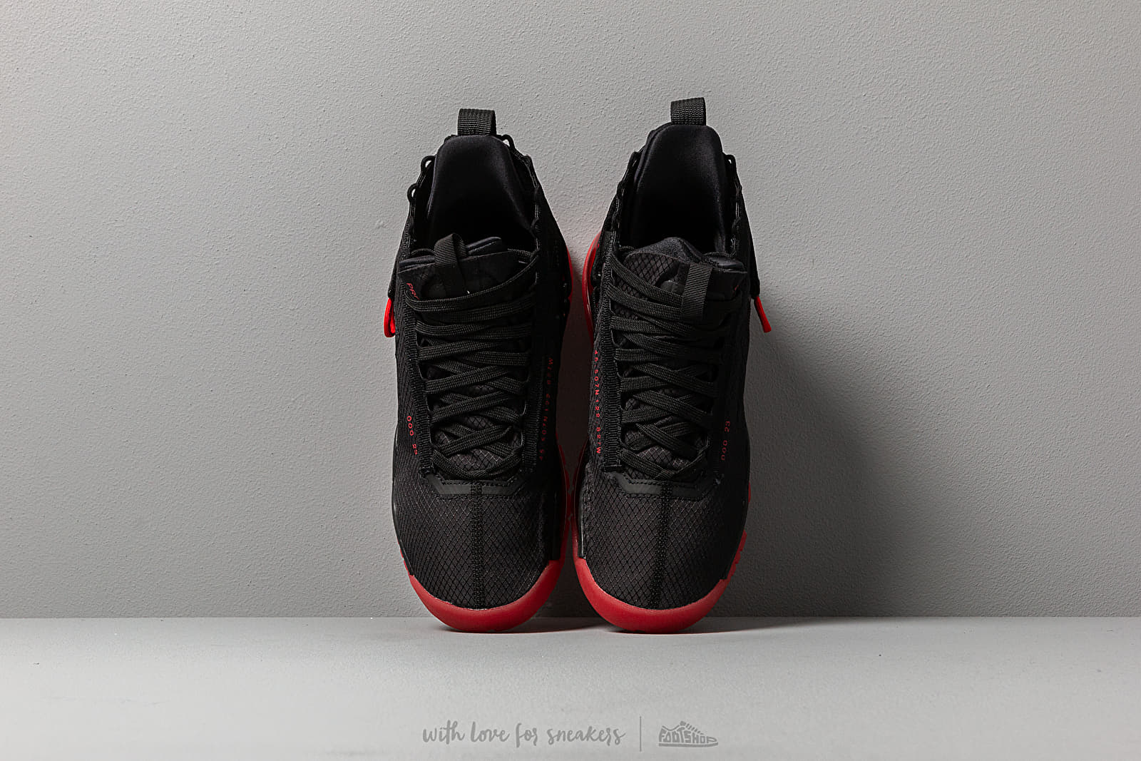 Jordan jumpman proto max 720 top