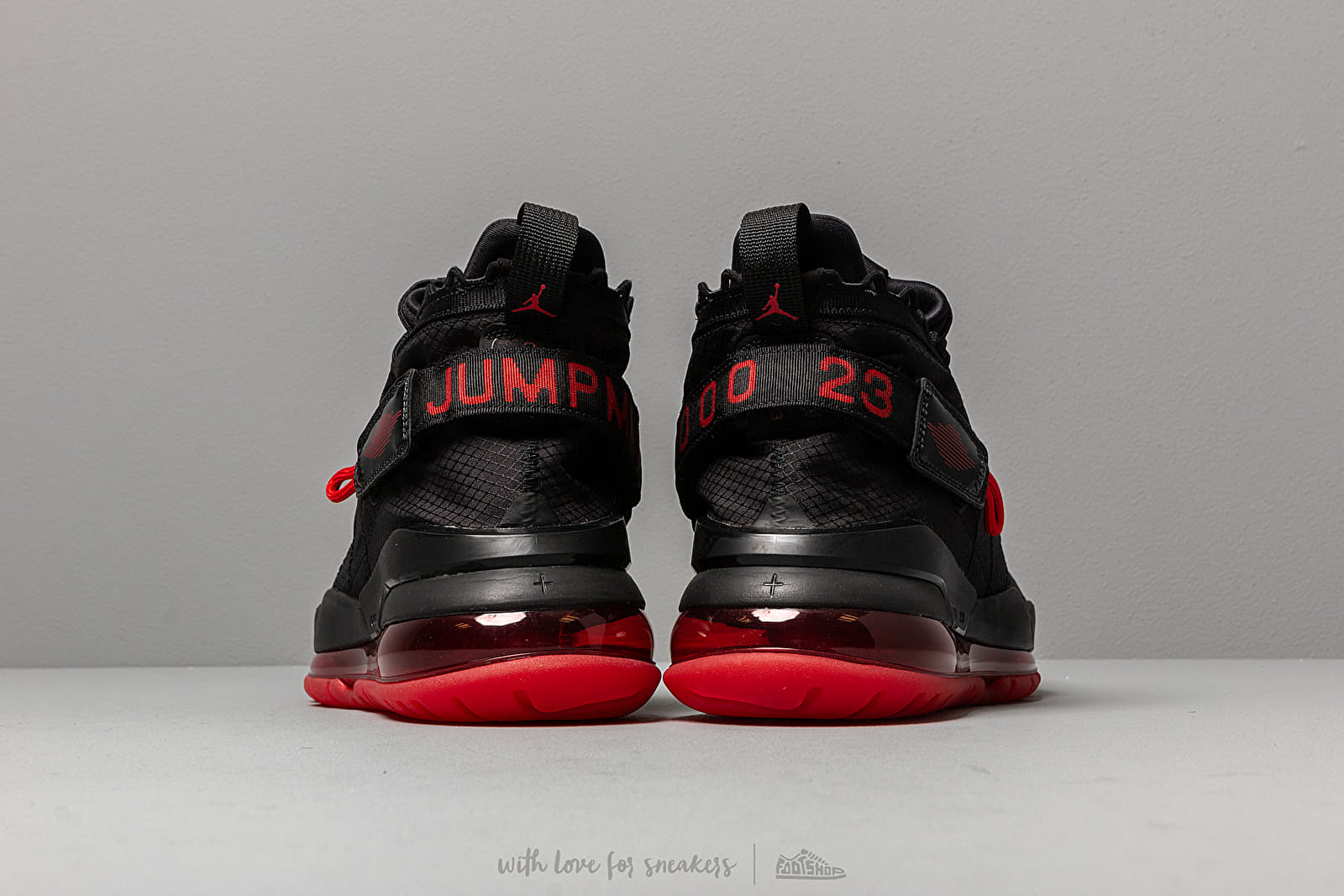Air jordan proto max 720 bred sale
