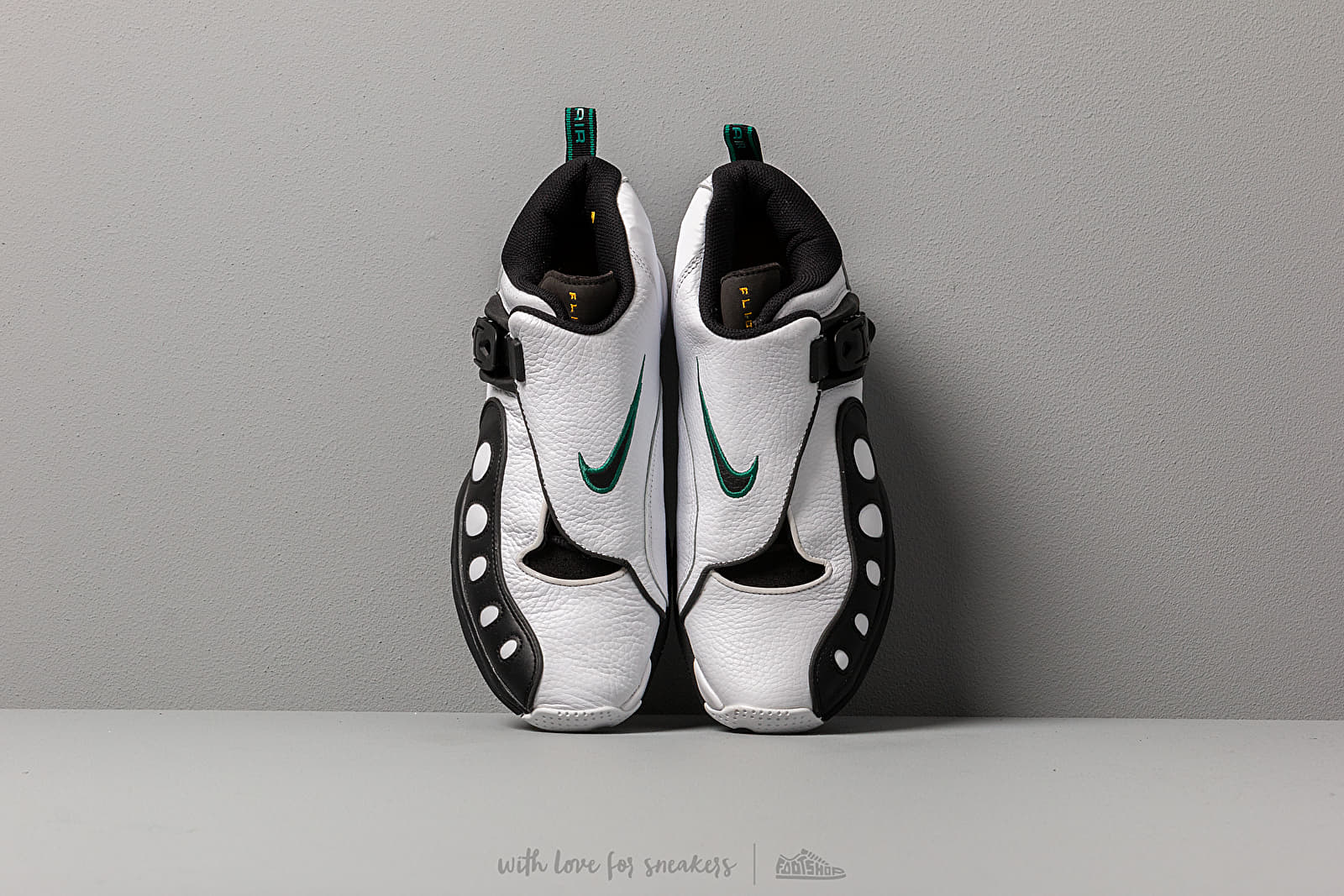 Miesten kengät Nike Zoom Gp White/ Black-University Gold-Mystic Green
