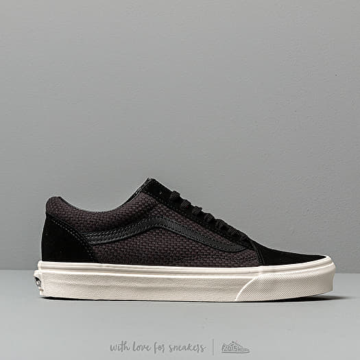 Vans old skool hotsell black snow white