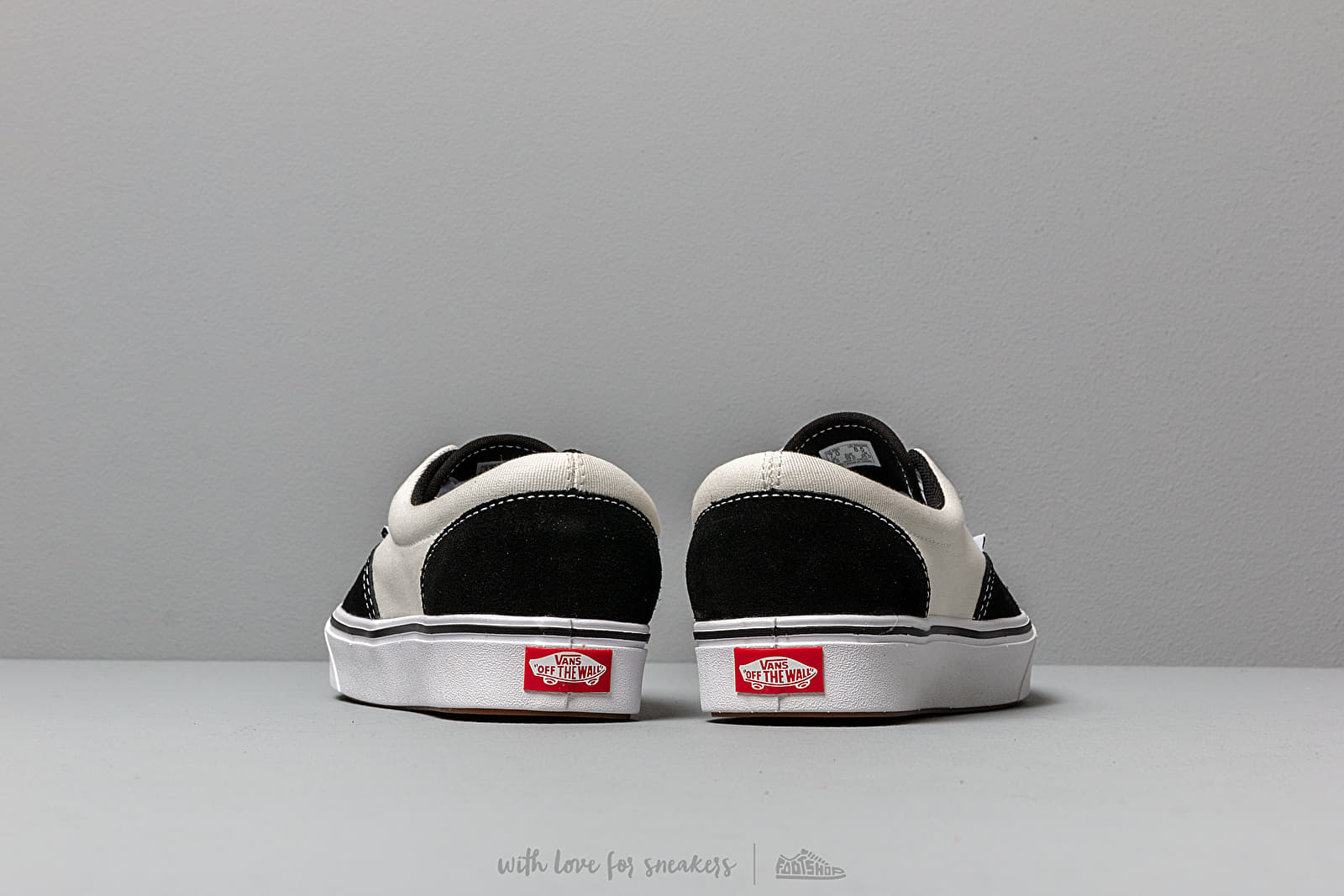 Scarpe uomo Vans ComfyCush Era (Suede/ Canvas) Black/ Mars