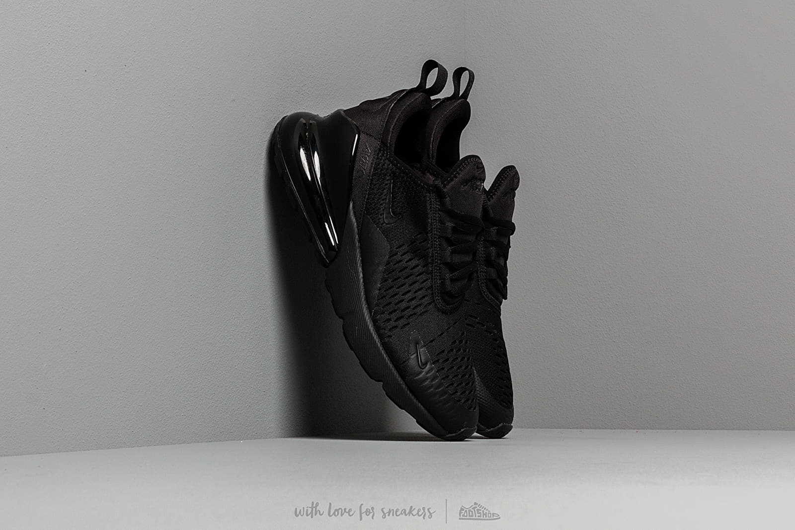 Дамски кецове и обувки Nike Air Max 270 Bg Black/ Black