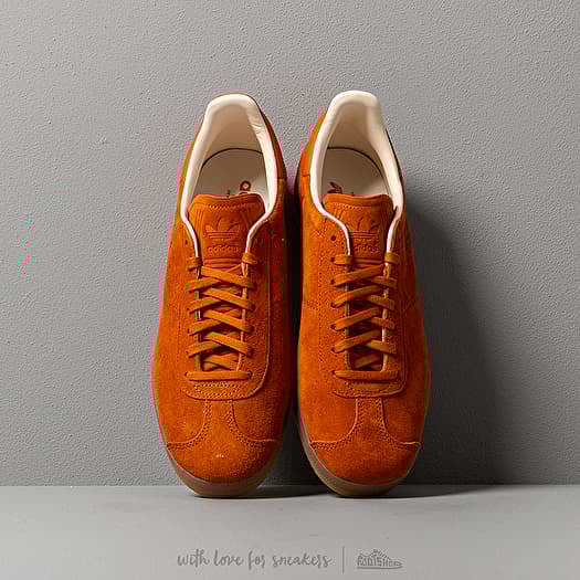 Ochre gazelle online