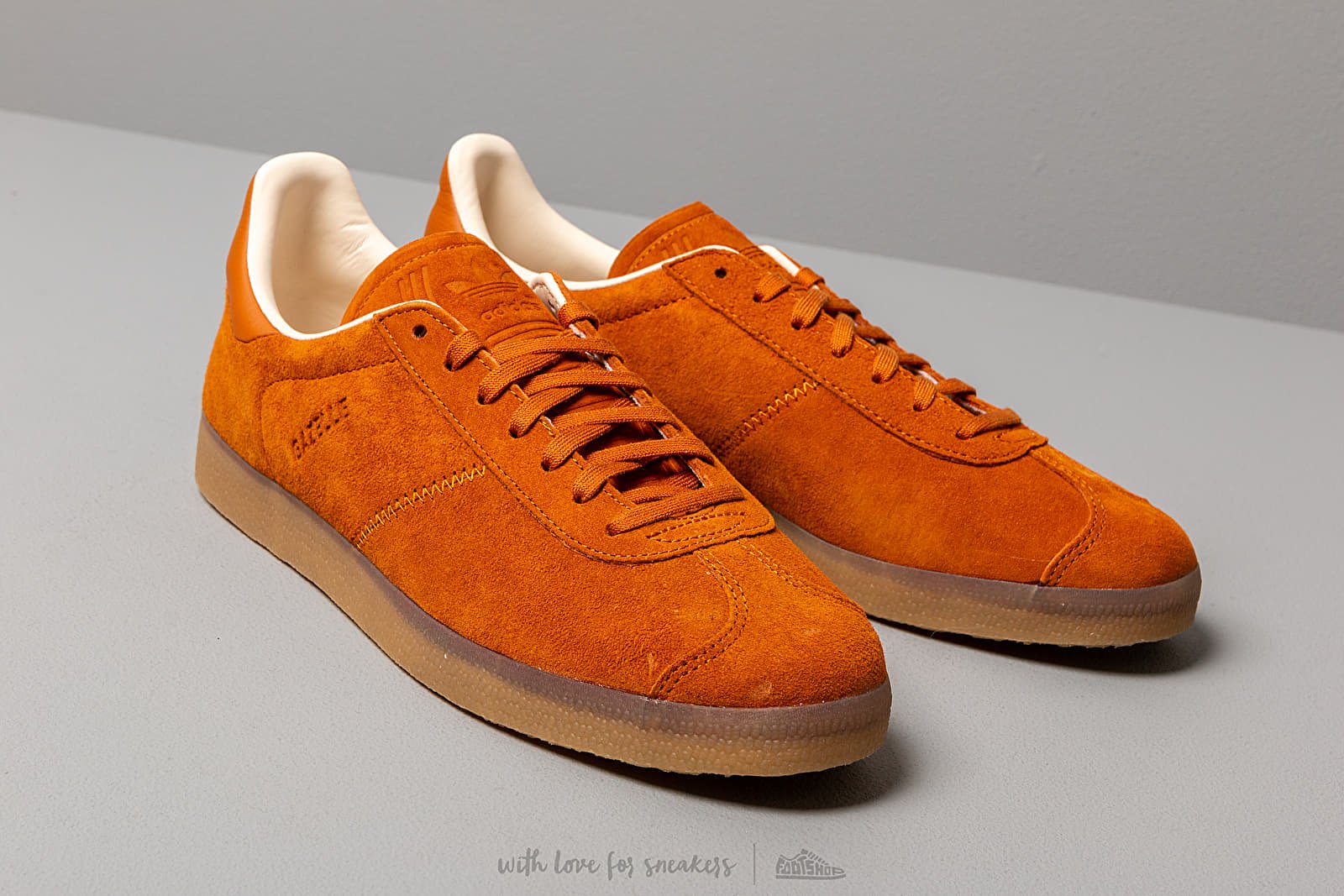 Men s shoes adidas Gazelle Clear Ochre Ecru Tint Gum3 Footshop