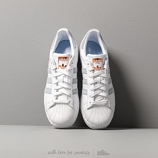 adidas Superstar W
