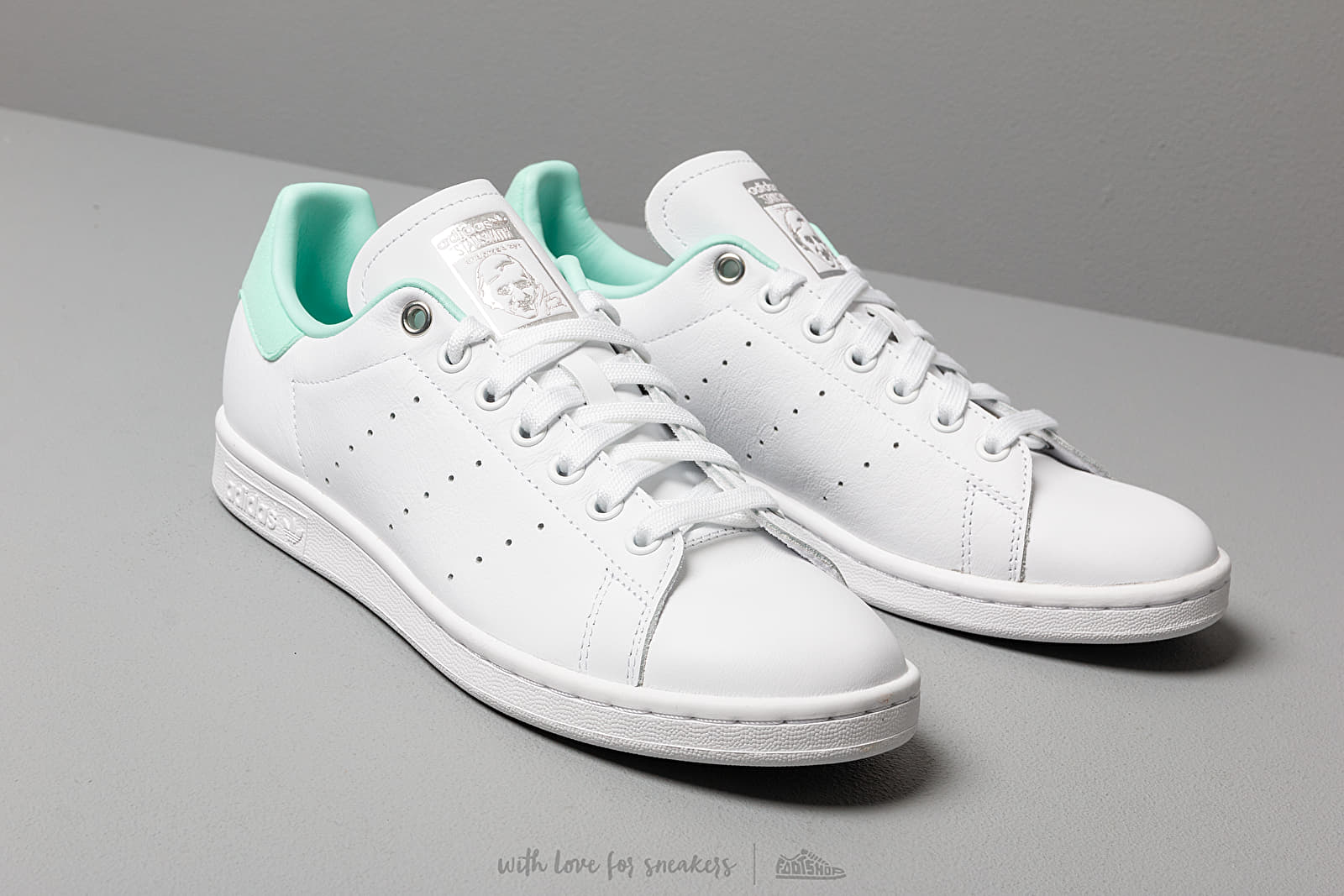 Stan smith frost mint top