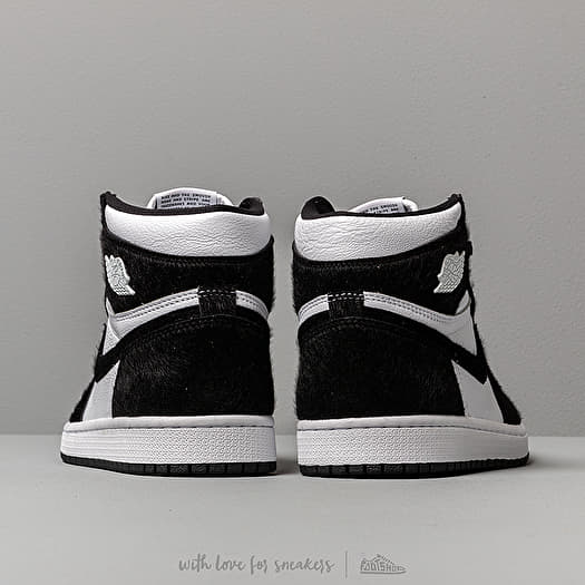 Jordan 1 black white 214 hotsell