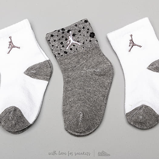 Gray jordan sale socks