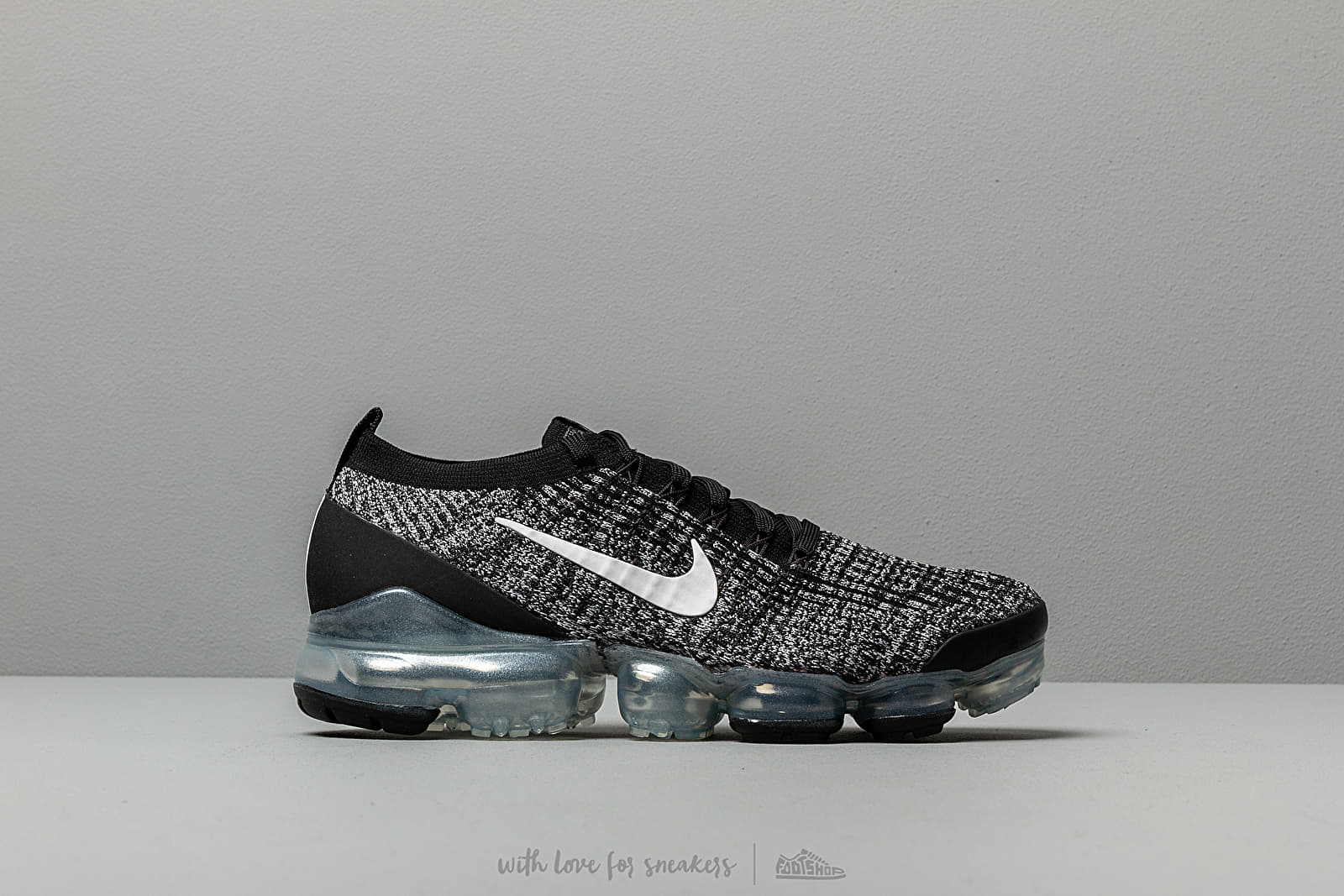 Vapormax flyknit 3 black white metallic silver new arrivals