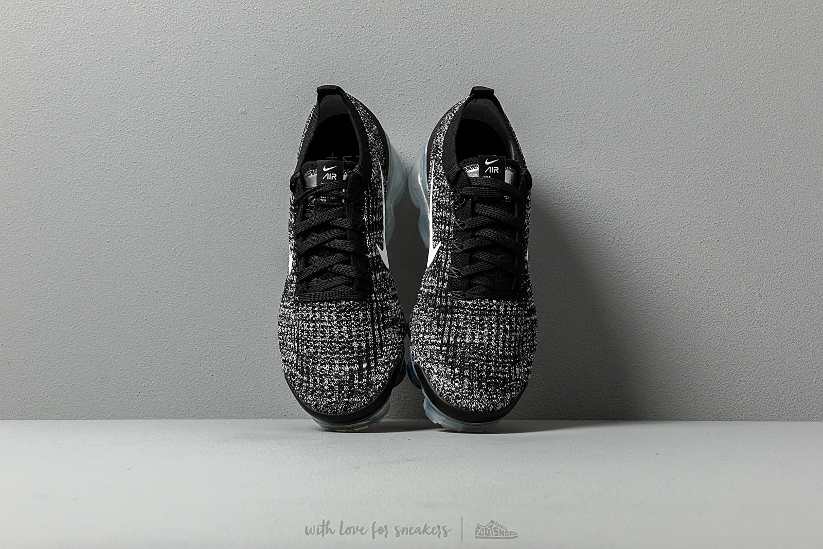 Pánske tenisky a topánky Nike Air Vapormax Flyknit 3 Black/ White-Metallic Silver