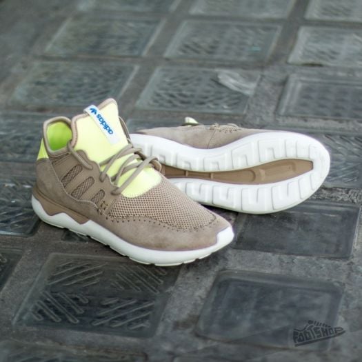 Tubular clearance moc runner