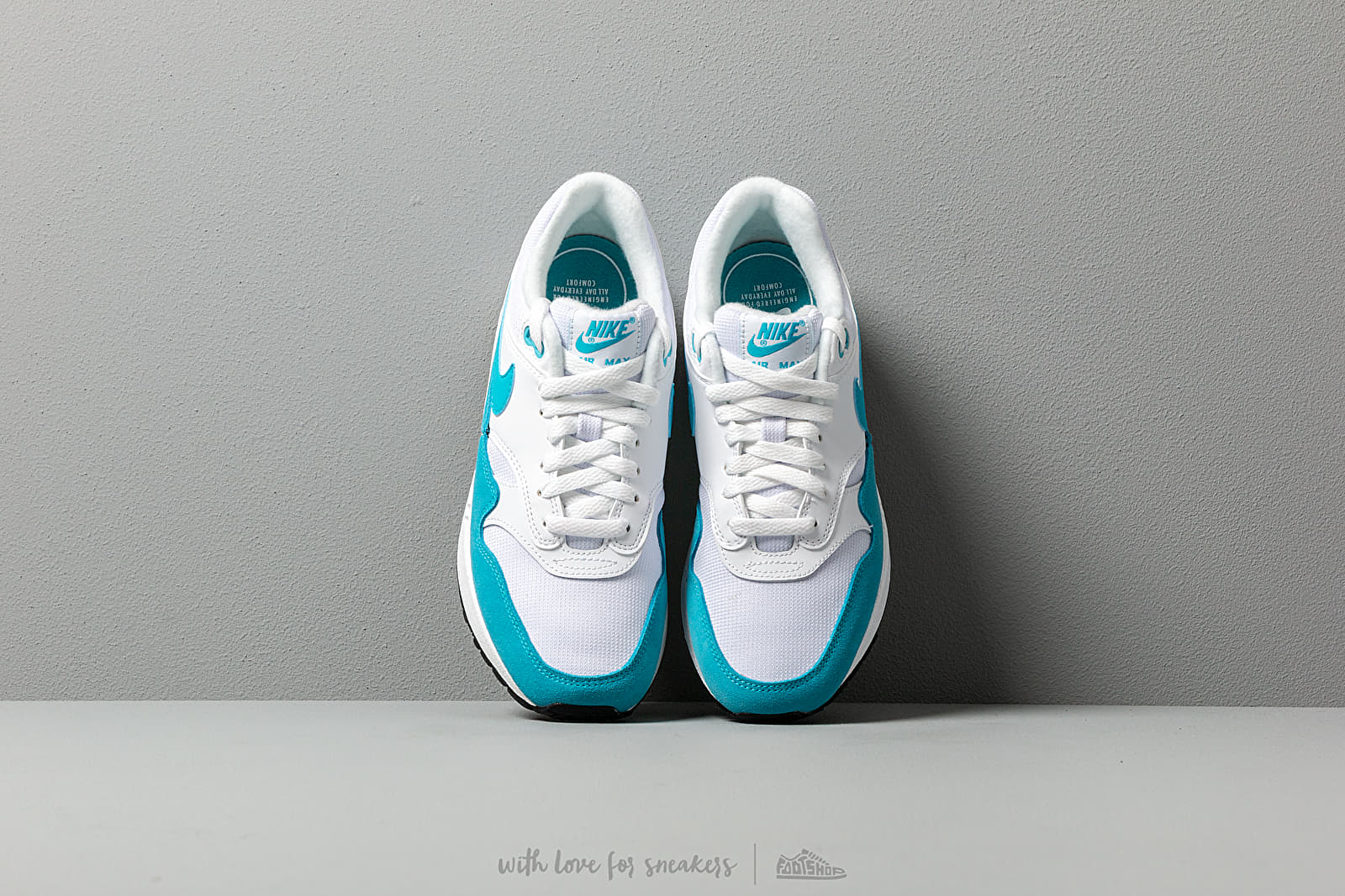 Dámske topánky a tenisky Nike Wmns Air Max 1 White/ Lt Blue Fury-Black