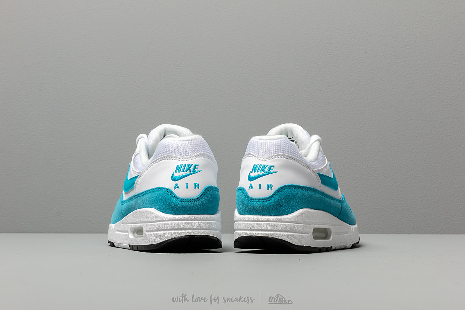 Dámske topánky a tenisky Nike Wmns Air Max 1 White/ Lt Blue Fury-Black