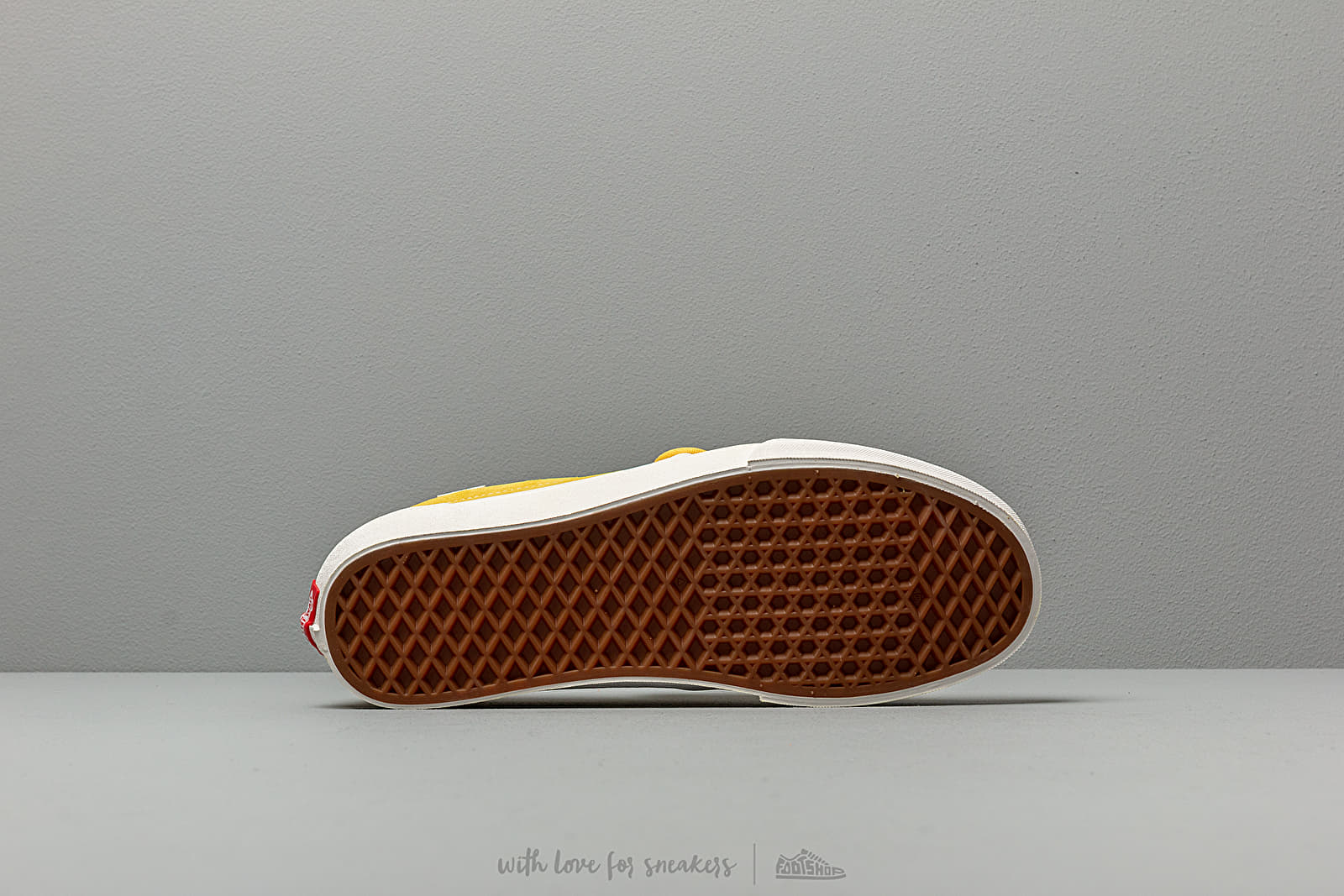 Vans slip discount on aspen gold