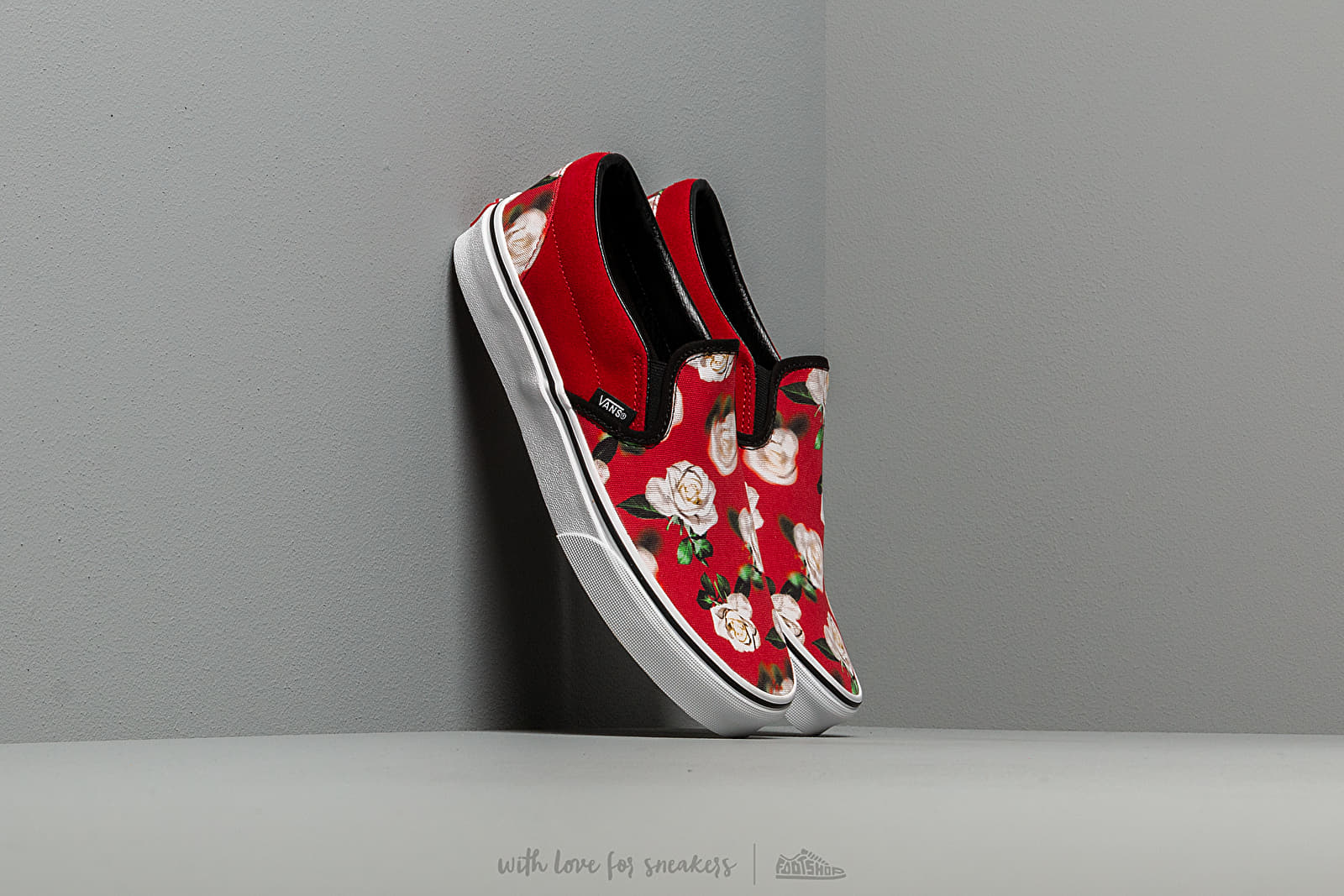 Vans slip on romantic floral top