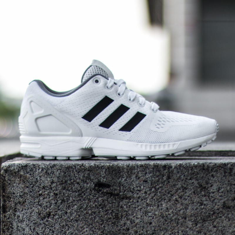 adidas ZX Flux Ftwr White/Core Black/Granit | Footshop