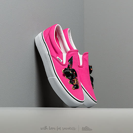 Vans slip on sale ons with laces