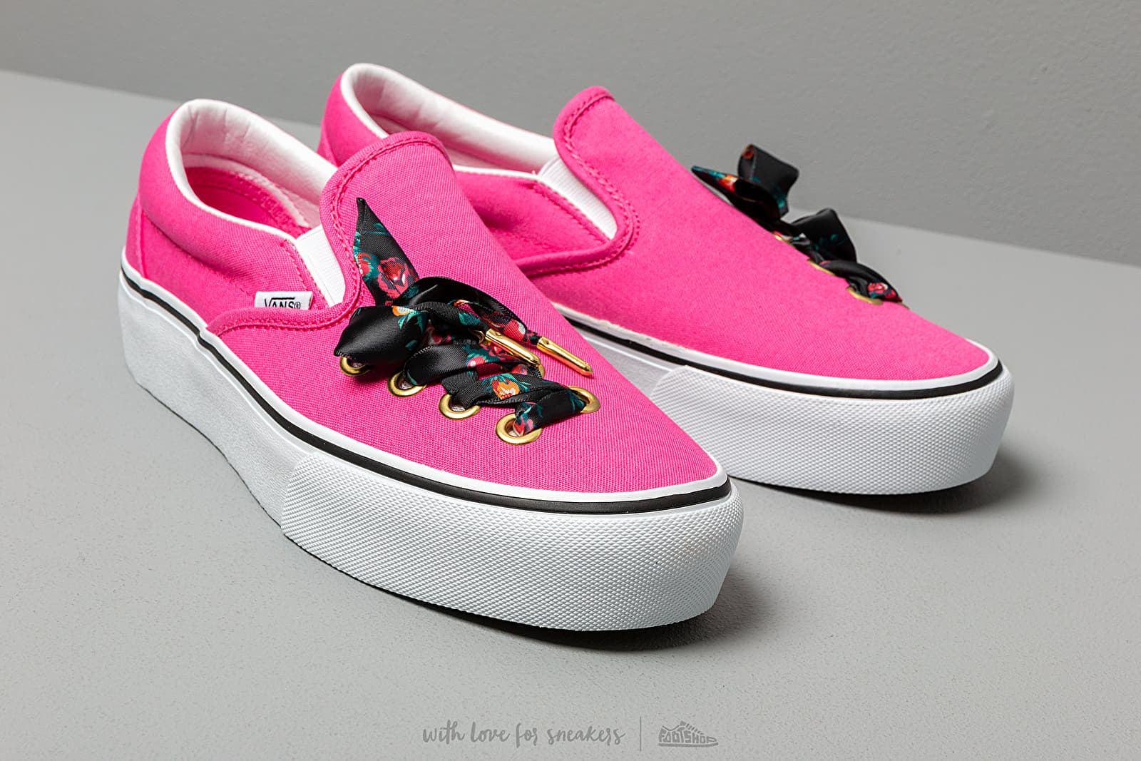 Vans classic lace discount