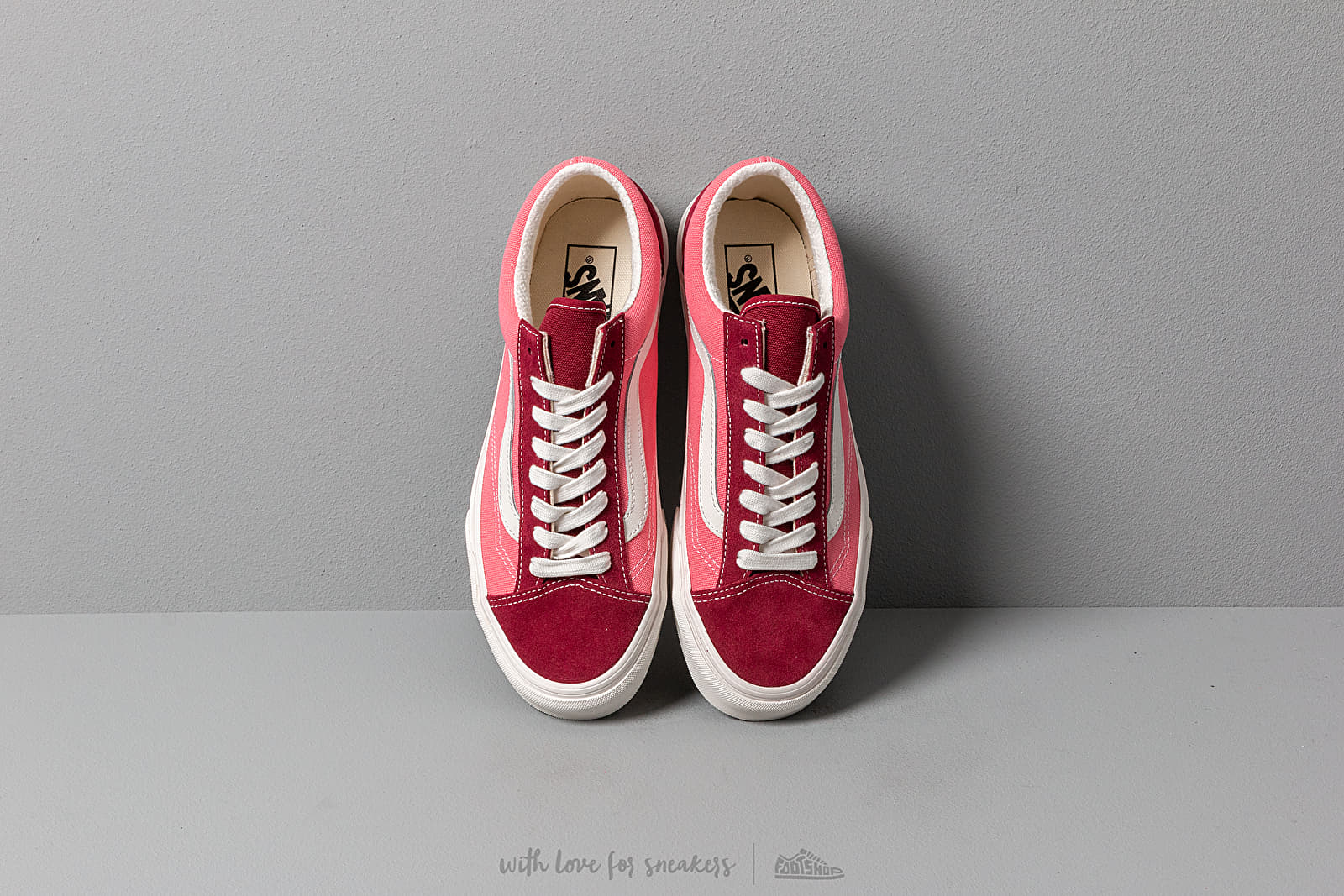 Men's shoes Vans Style 36 (Vintage Sport) Rumba Red