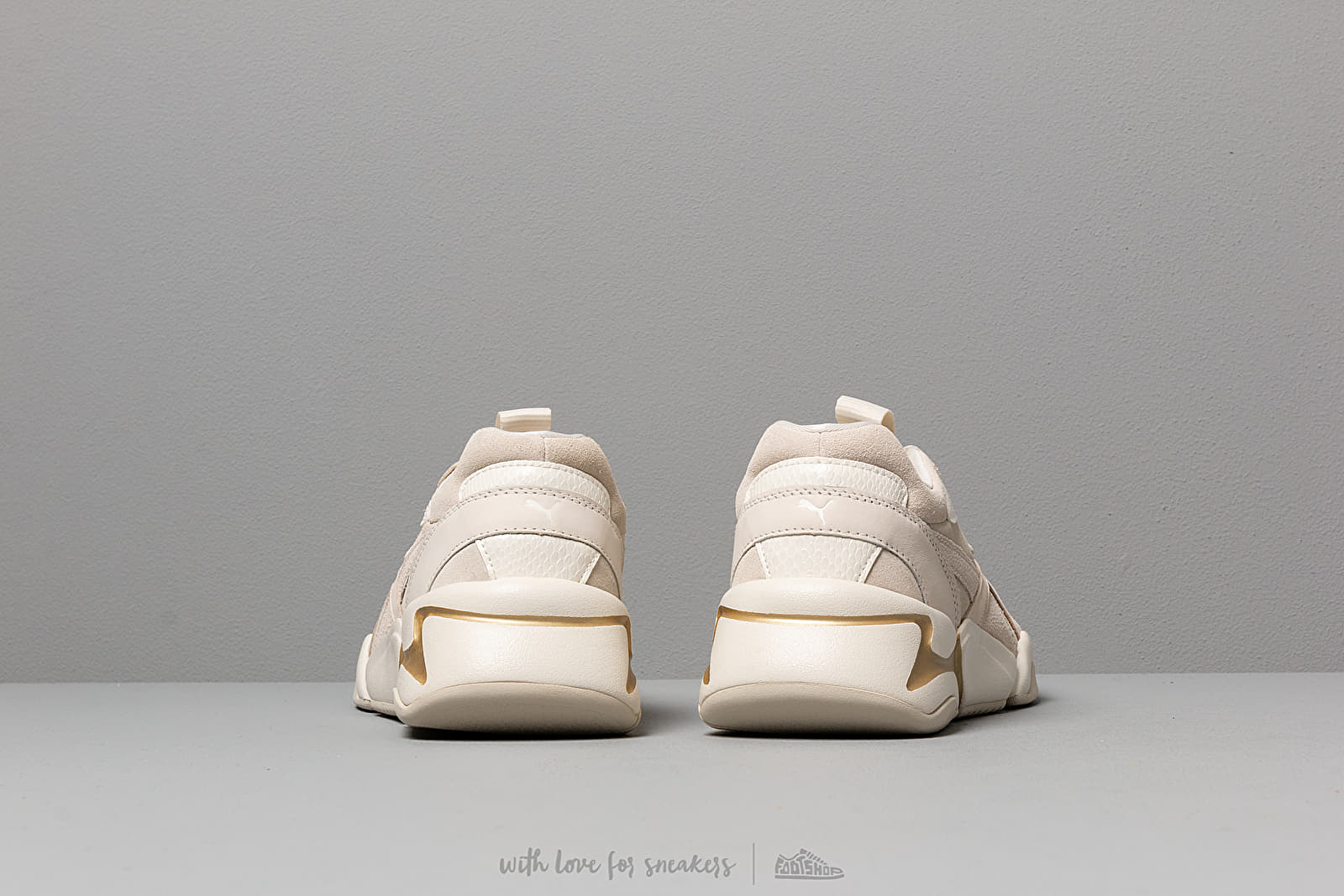 Puma top nova white