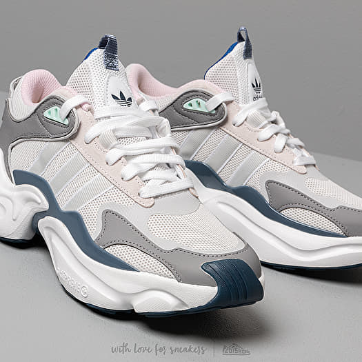 Adidas hotsell magmur femme