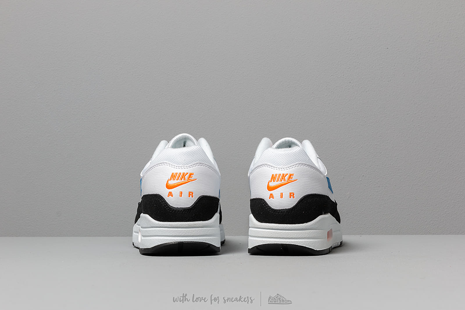 Air max 1 white photo blue deals total orange black