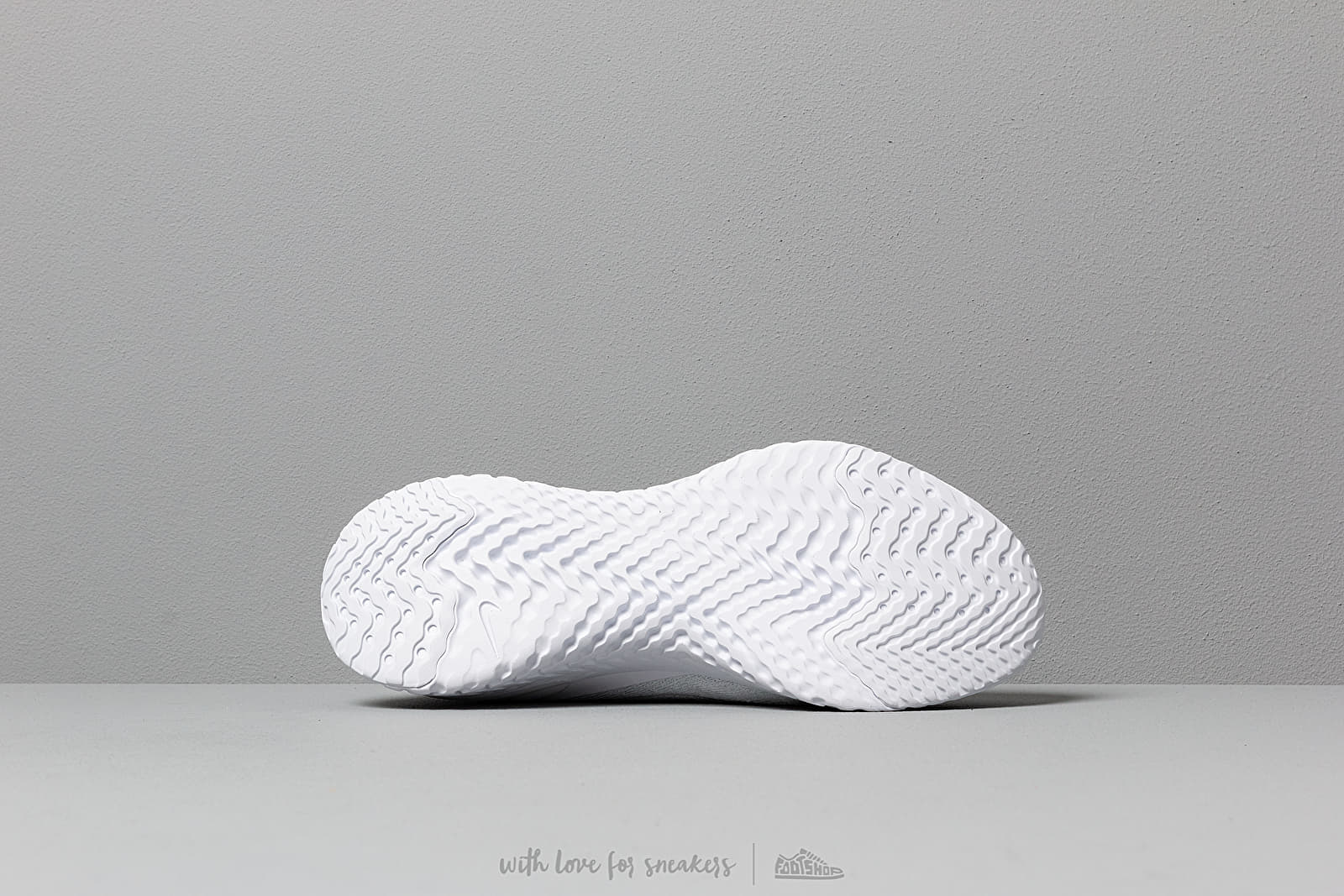 Men's shoes Nike Epic Phantom React Flyknit White/ White-Pure Platinum