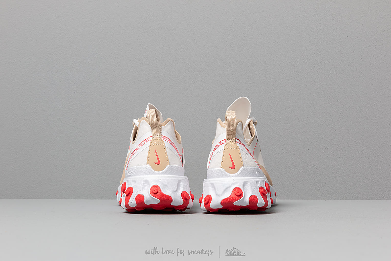 Încălțăminte și sneakerși pentru femei Nike W React Element 55 White/ Desert Ore-White-Ember Glow
