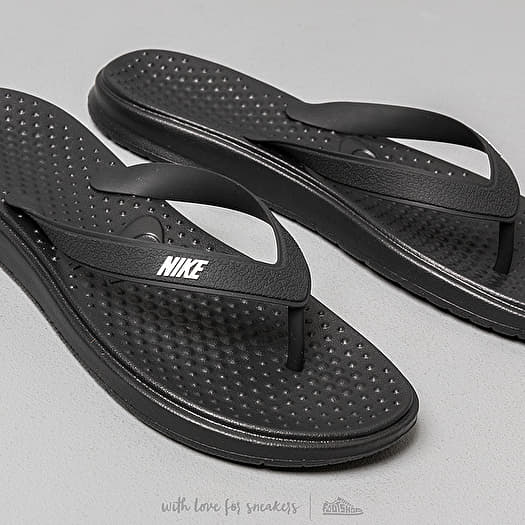 Nike solay kids deals