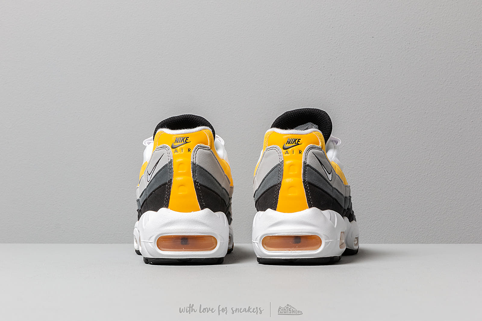 Nike air max 95 white amarillo dark grey 2025