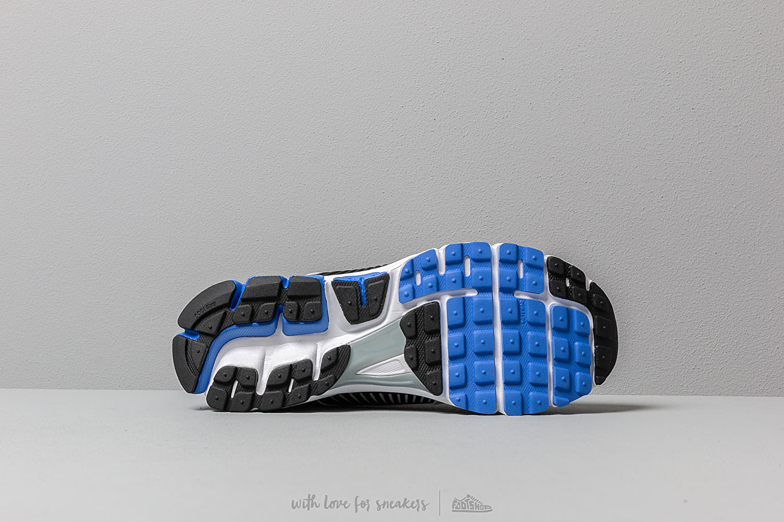 Men's shoes Nike Zoom Vomero 5 SE SP White/ Racer Blue-Black-Sail