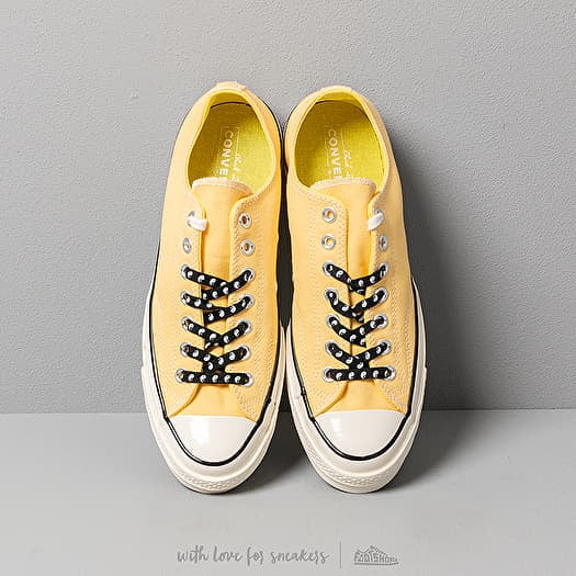 Butter yellow converse shop