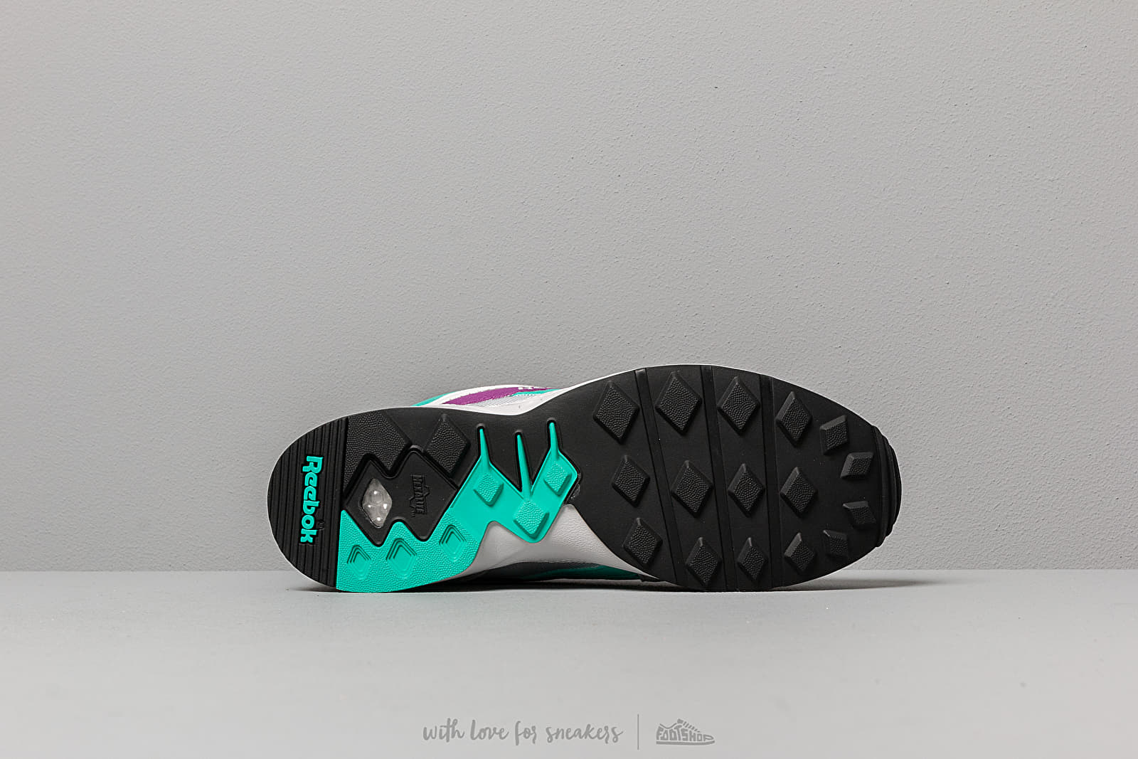 Meeste kingad Reebok Pyro Porcelain/ Timeless